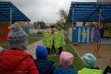 35-Вешалка. Театр