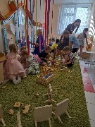 photo_5303330673009998656_y.jpg